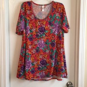 LulaRoe Perfect T